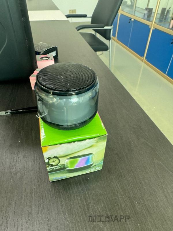 手工外发农村城乡 组装蓝牙音响及灯饰产品