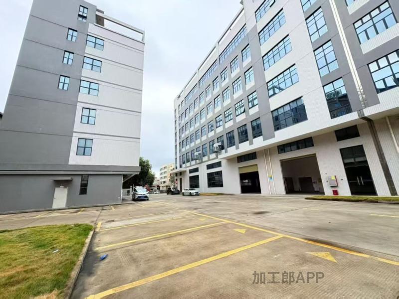 迷你蓝牙音响耳机寻各地手工组装代工迷你蓝牙音响耳机寻各地手工组装代工本厂现有