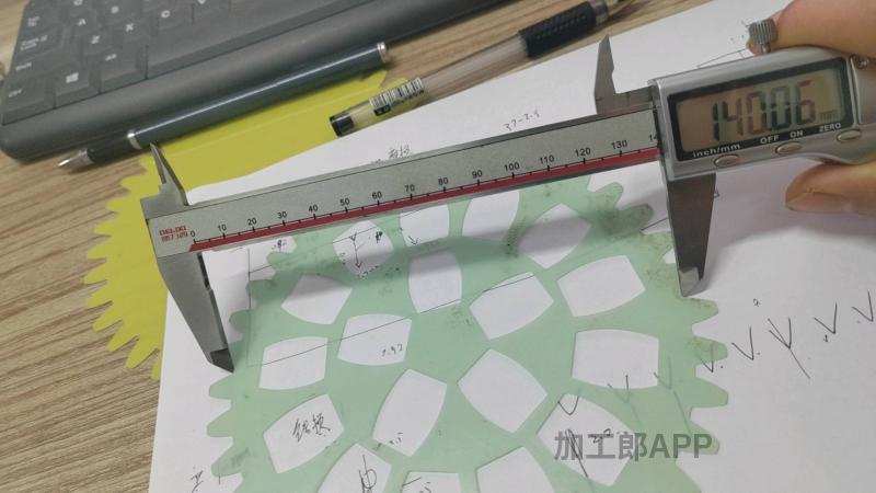 承接机加工件，聚氨酯导轮罗拉产品，设备等