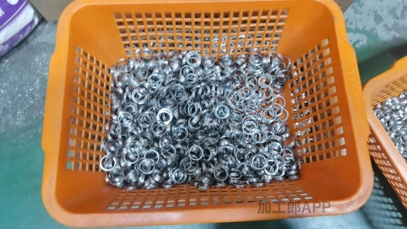 各种手机电脑汽配五金配件装饰件来图来样定制加工深圳市鸿博达精密五金有限公司