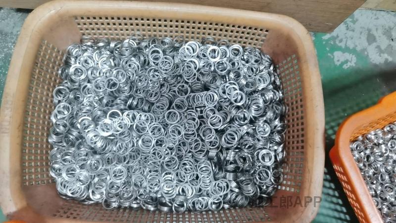 各种手机电脑汽配五金配件装饰件来图来样定制加工深圳市鸿博达精密五金有限公司