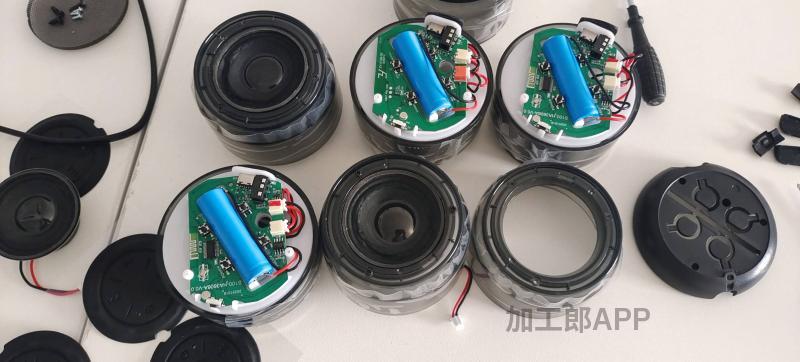 来接单吧，工厂直发，手工外包迷你蓝牙音响耳机寻各地手工组装代工迷你蓝牙音响耳