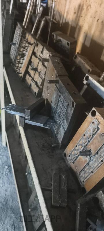 寻找锌合金压铸件，代客加工