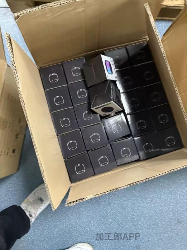 手工订单外发加工蓝牙音箱手工组装操作简单，包教包会，常年有货货源稳定联系电话