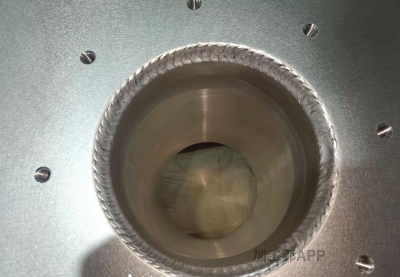 承接有色金属焊接折弯加工服务来料加工，包工包料，承接各种氩弧焊，铜焊，激光焊