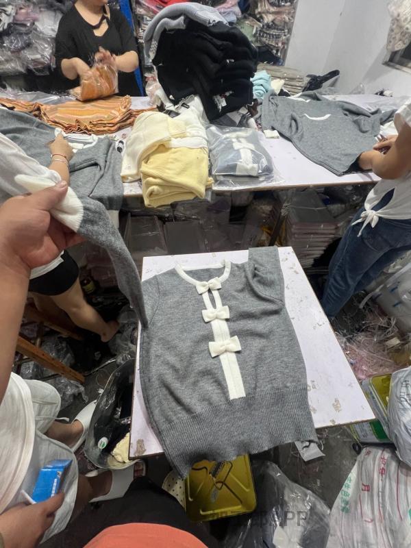 东莞大朗针织毛衣源头工厂东莞大朗针织毛衣工厂
承接：各类订单 网单 直播单 